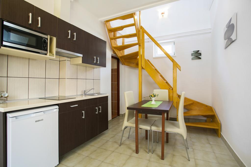 Bathory Apartments ไฮจ์ดุสโซบอสโล ห้อง รูปภาพ